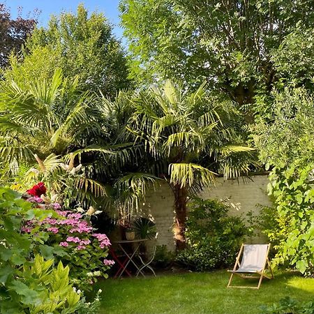 A La Fleur D Oranger - Lille La Madeleine Bed & Breakfast La Madeleine  Bagian luar foto