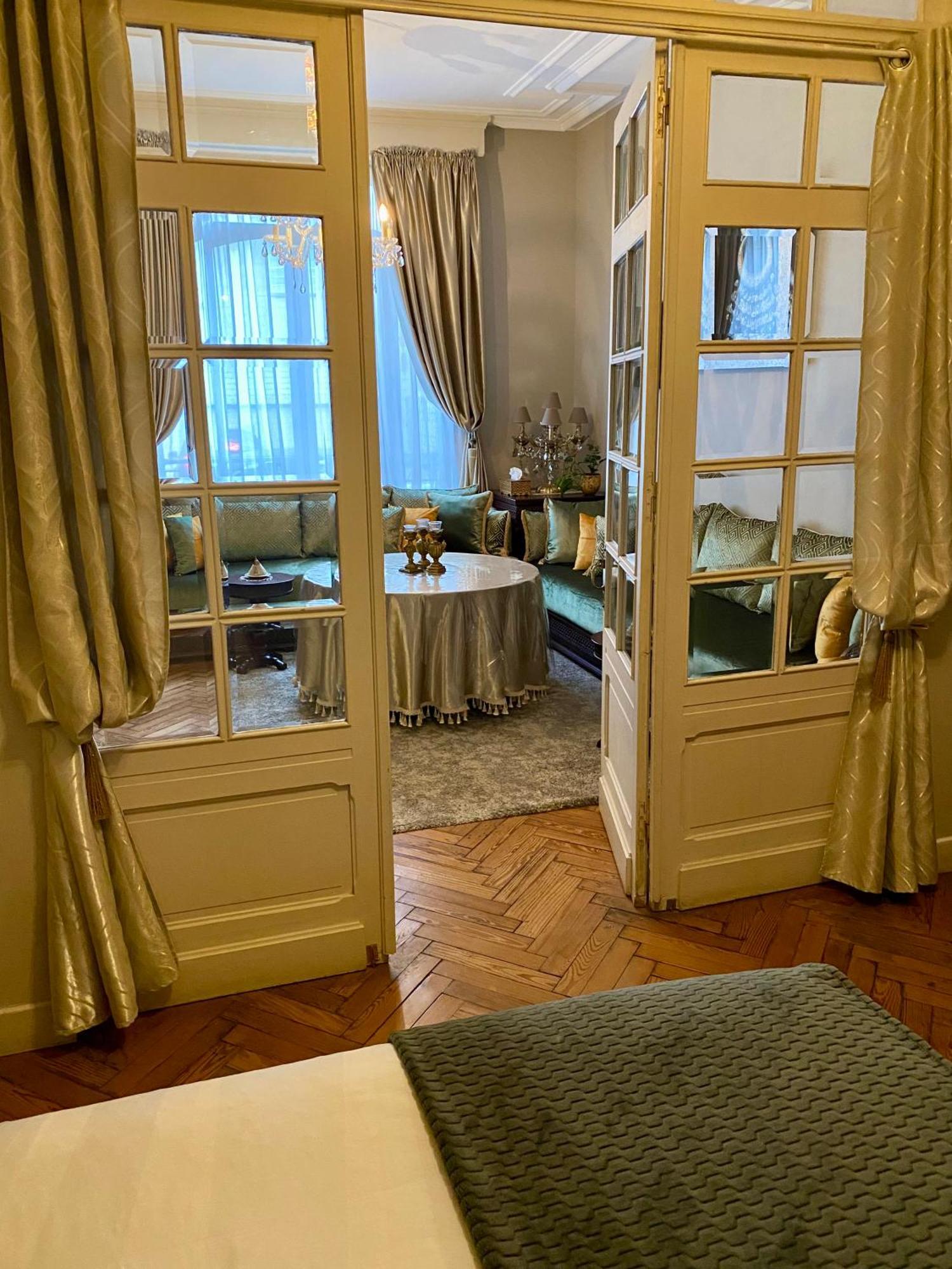 A La Fleur D Oranger - Lille La Madeleine Bed & Breakfast La Madeleine  Bagian luar foto